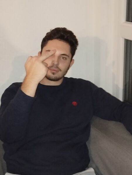 Fichier:Evan .jpg
